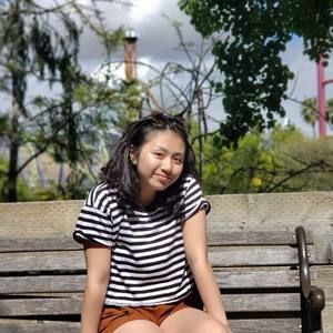 Meet your Posher, Vivienne